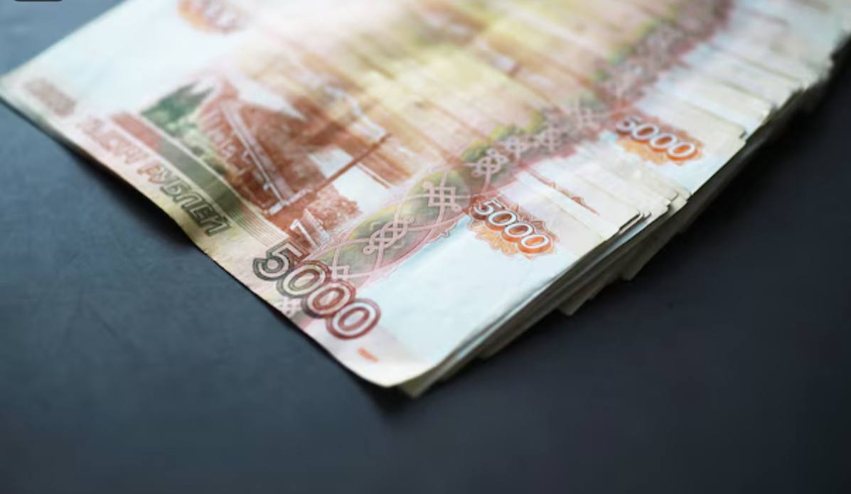  В России предложили увеличить МРОТ до 30 тысяч рублей
