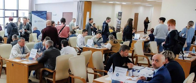 Более 500 специалистов нашли работу через ярмарки вакансий 