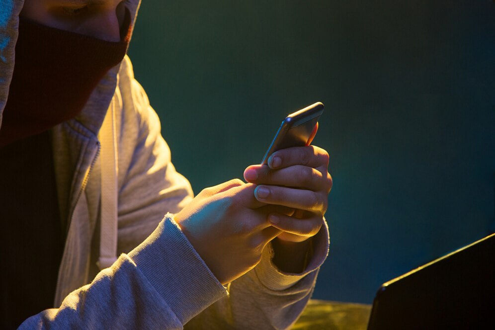 Вымогатели начали использовать ИИ для подделки голосовых сообщений в Telegram 